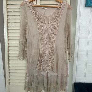 Ambra Light Gray Top